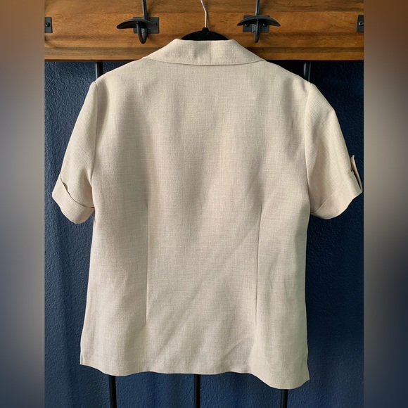 Short SleeveJacket With Tank Top - Picture 6 of 6